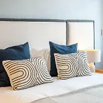 Penthouse With City Views - Almada 551