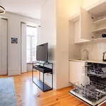 Bright Flat Few Steps To Aliados Av By Lovelystay
