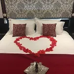 Porto Suites Deluxe