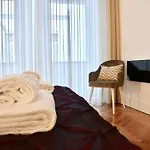 OHH - Caldeireiros Luxury Apartments