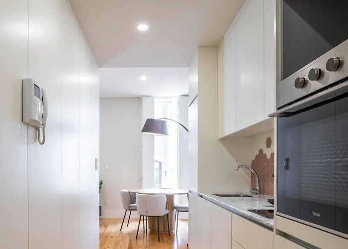 Formosa Studio With Balcony By Lovelystay
