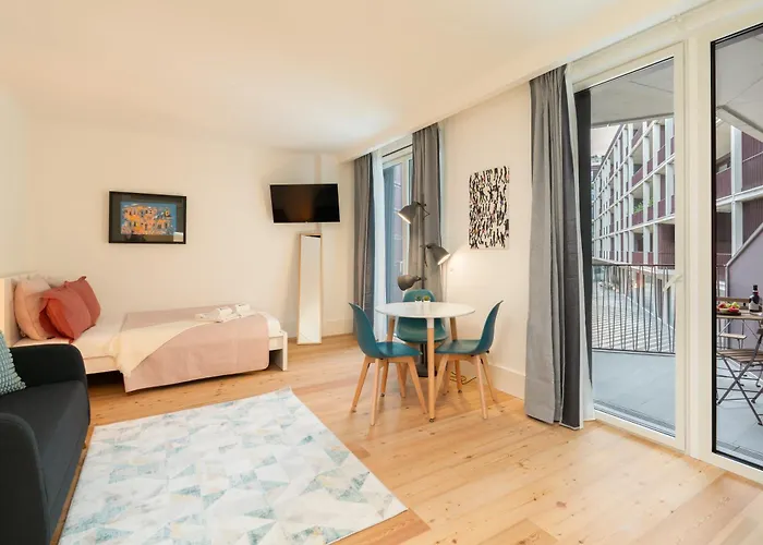 Urban Stylish Studio With Balcony