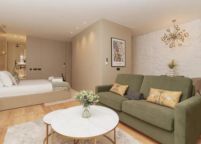 Glamorous Apartment In The Historic Centre