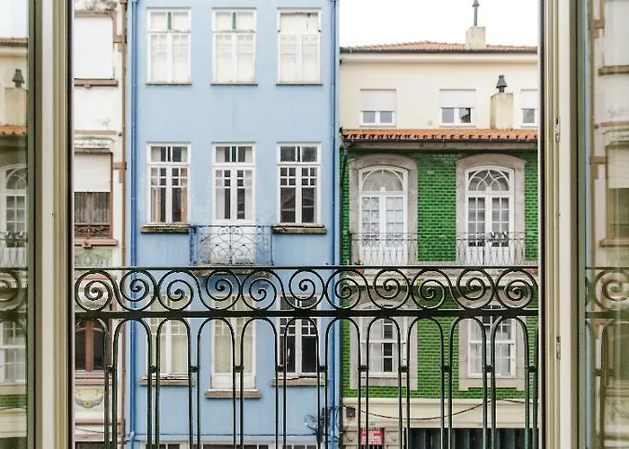 Alma D\'Oporto