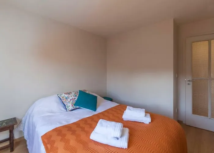 GuestReady- Picaria Orange Apartment