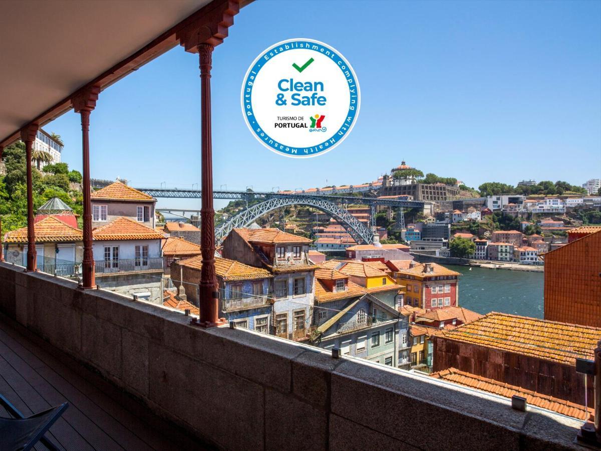 Carris Ribeira Hotel Oporto