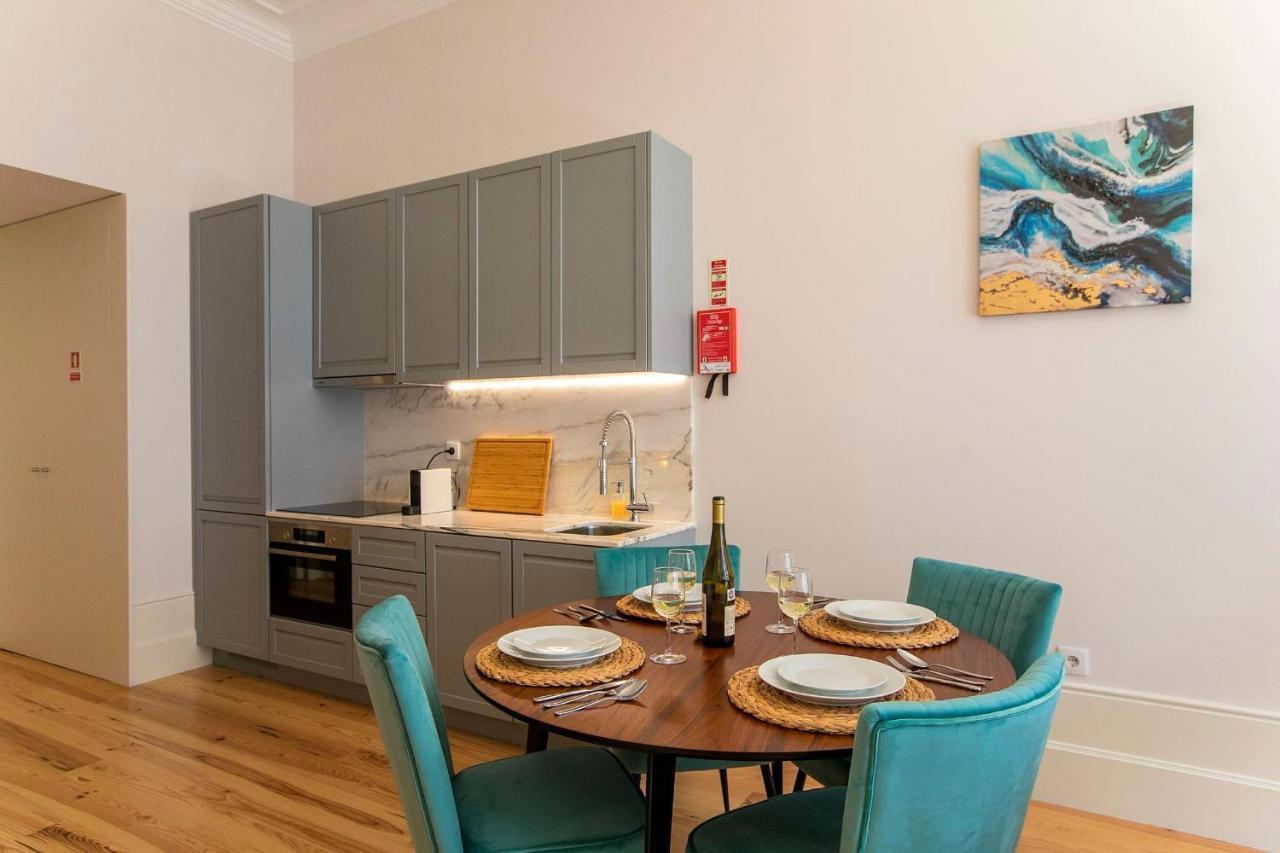 Apartamento Lovelystay - 2br Flat With Ac In Duque De Loulé *