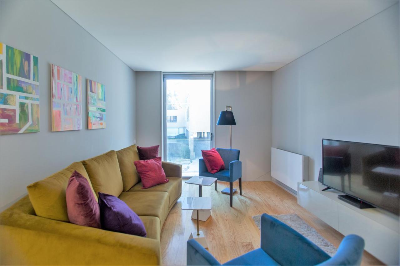 Premium Style By Hosts