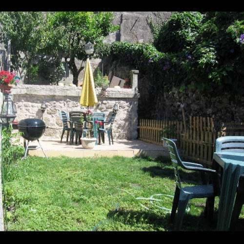 Residencia Pedra Antiga 3*