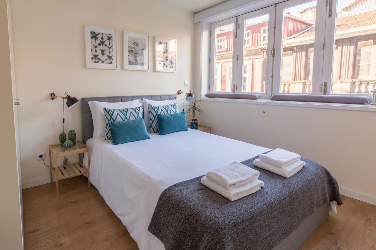 Between Walls By The Center With A/c Apartamento Oporto