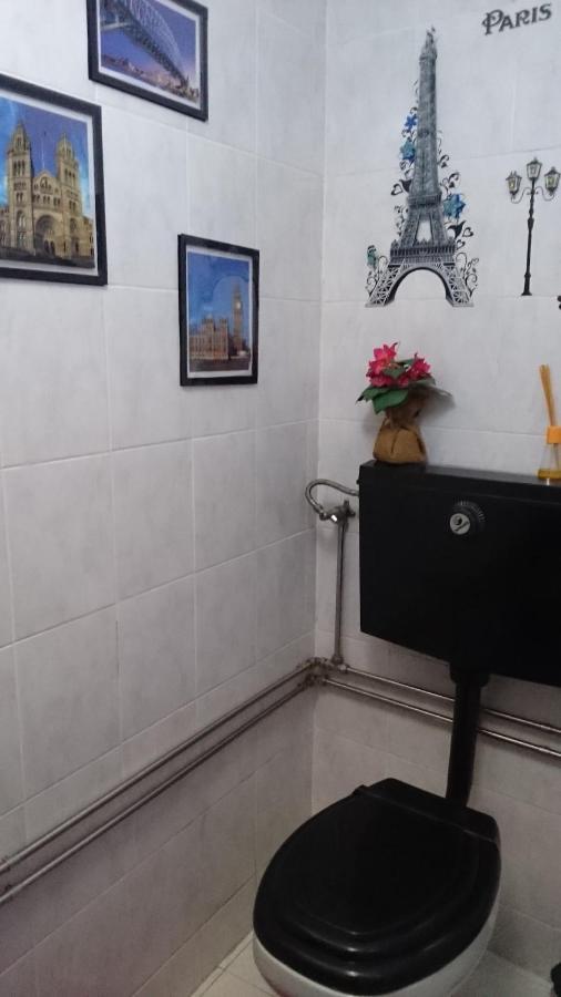 Quarto em Acomodações Particulares Al Pinheiro 66 Porto