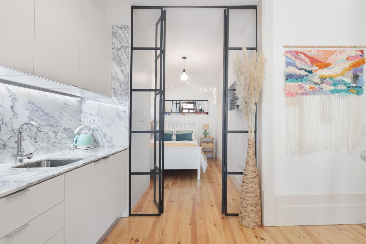 Vibrant Flat By São Bento W/balcony - Loureiro140 Apartamento *