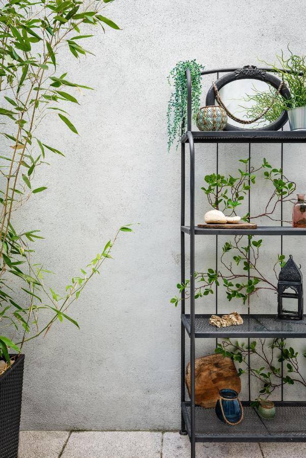 Apartment Elegant & Private Garden In Historical Centre