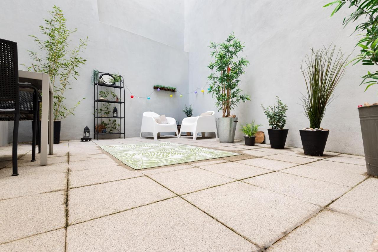 Elegant & Private Garden In Historical Centre * Porto