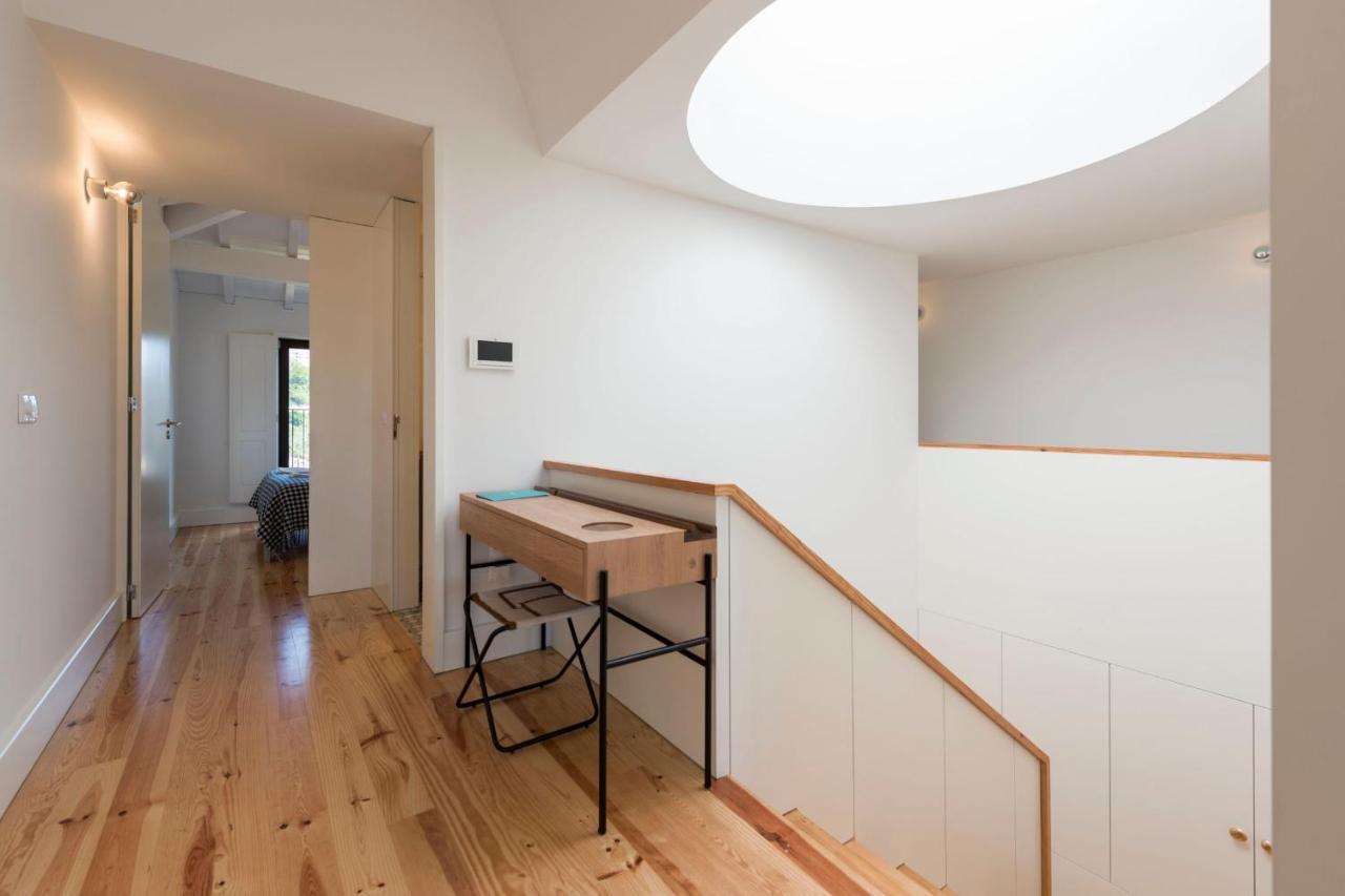 Boavista Penthouse W/ 2 Balconies & Ac By Lovelystay * Oporto