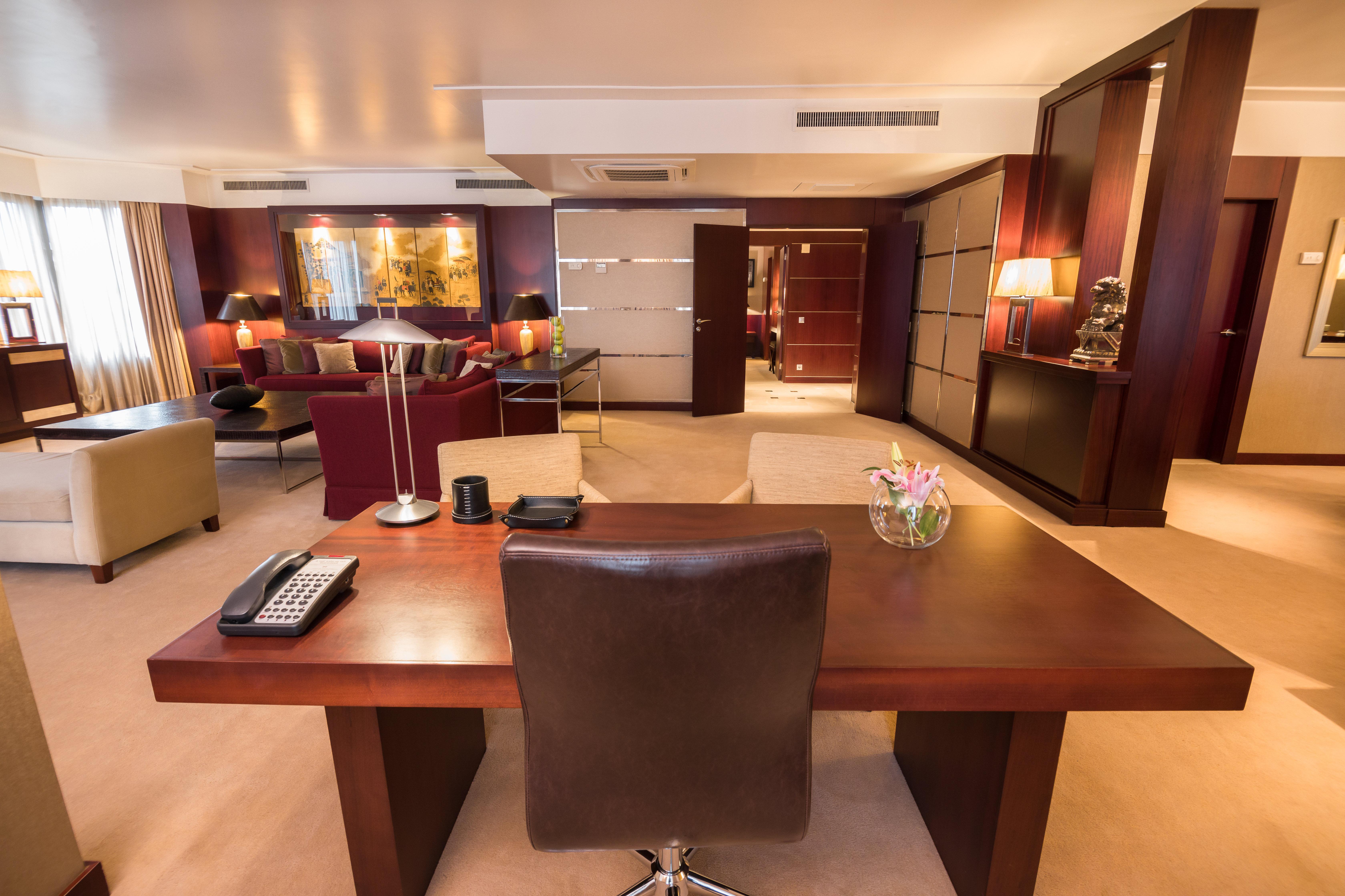 Le Meridien Park Atlantic Hotel