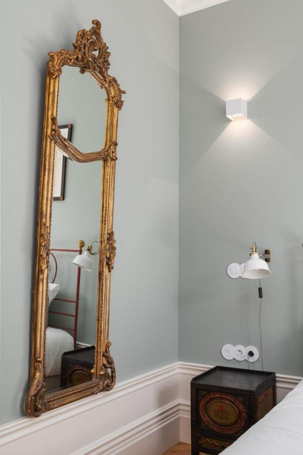 Victoria Luxury Apartment, Historic House Downtown Oporto