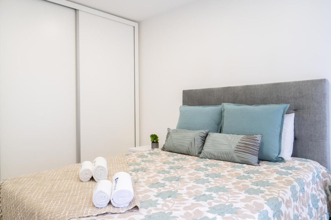 Host Wise - Spacious Noble Ace Location * Oporto