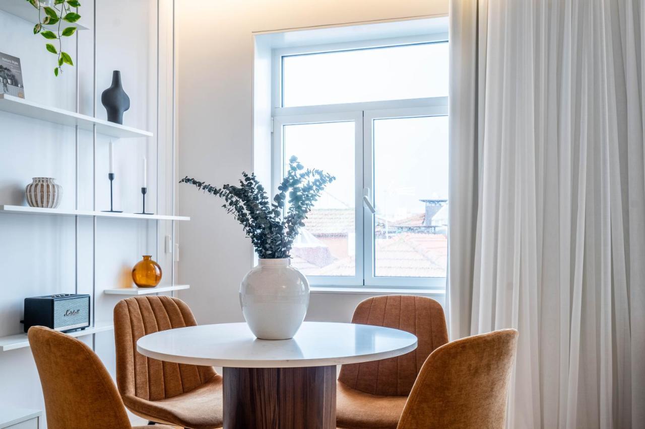 Penthouse With City Views - Almada 551