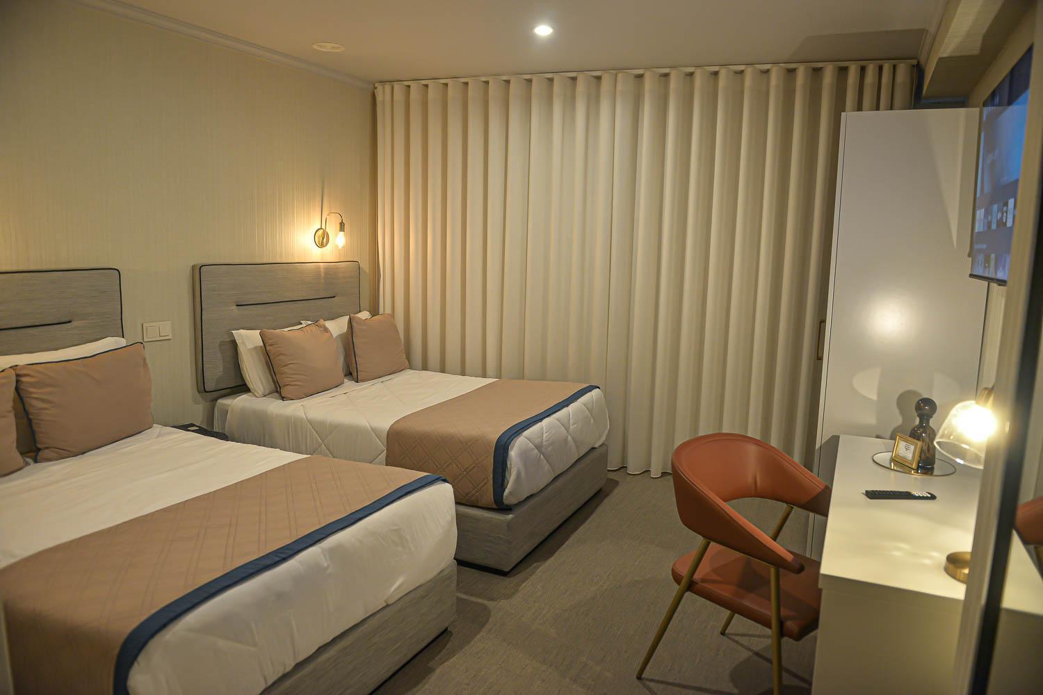 America 3* Oporto