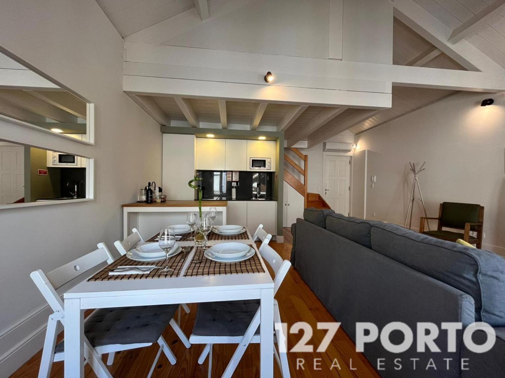 Ml240 Spacious Apartamento