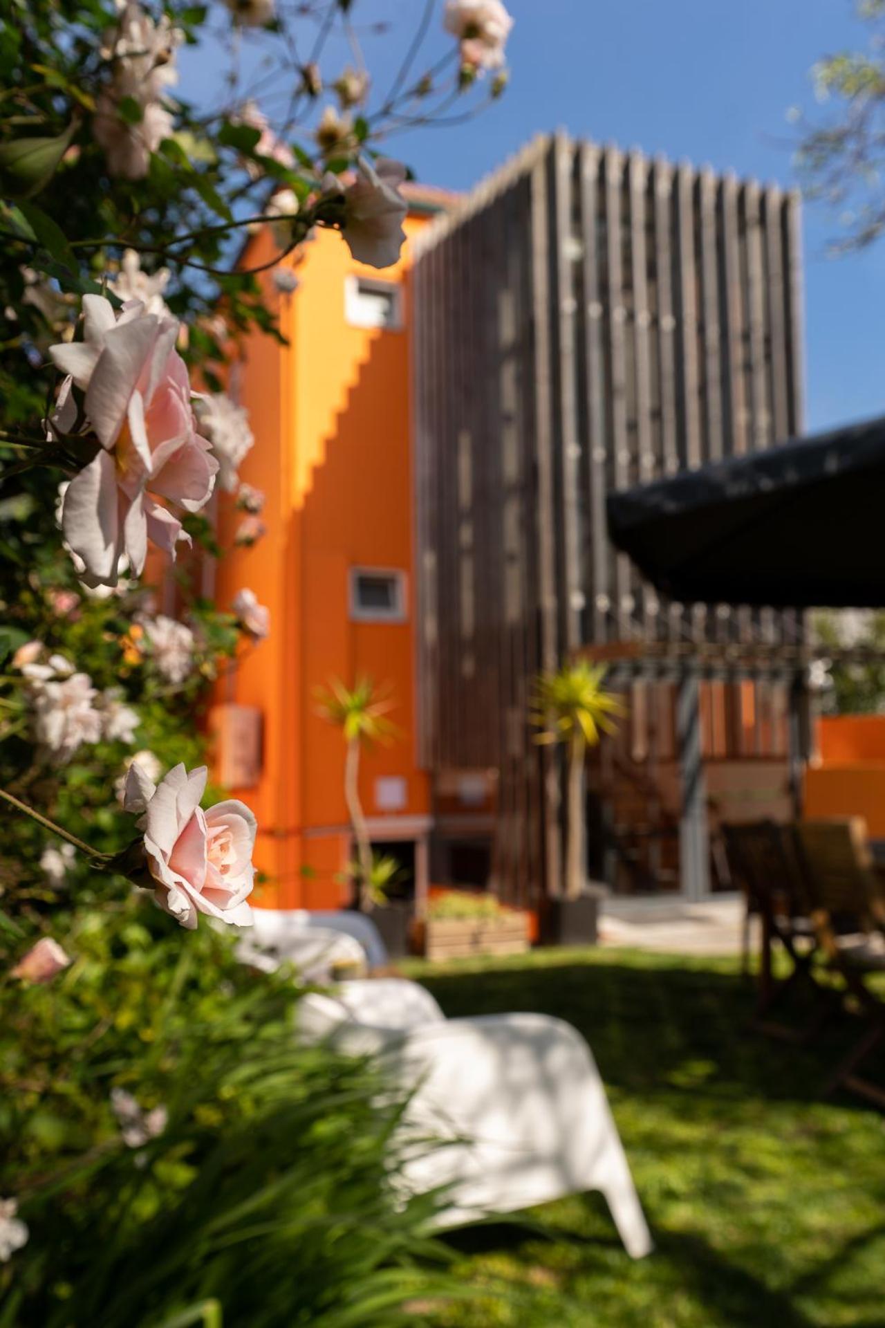 Hostal Peach &