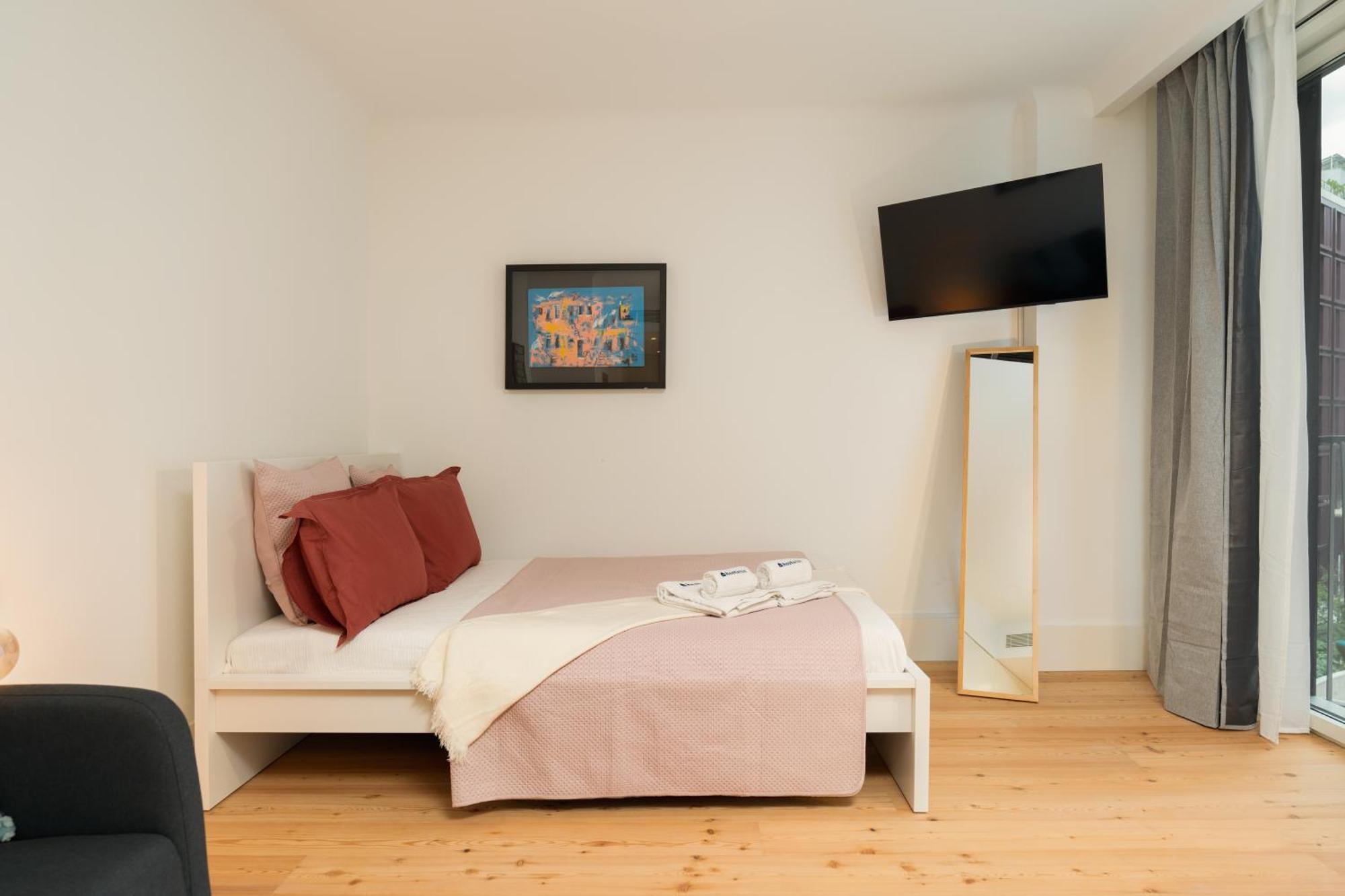 Urban Stylish With Balcony * Oporto