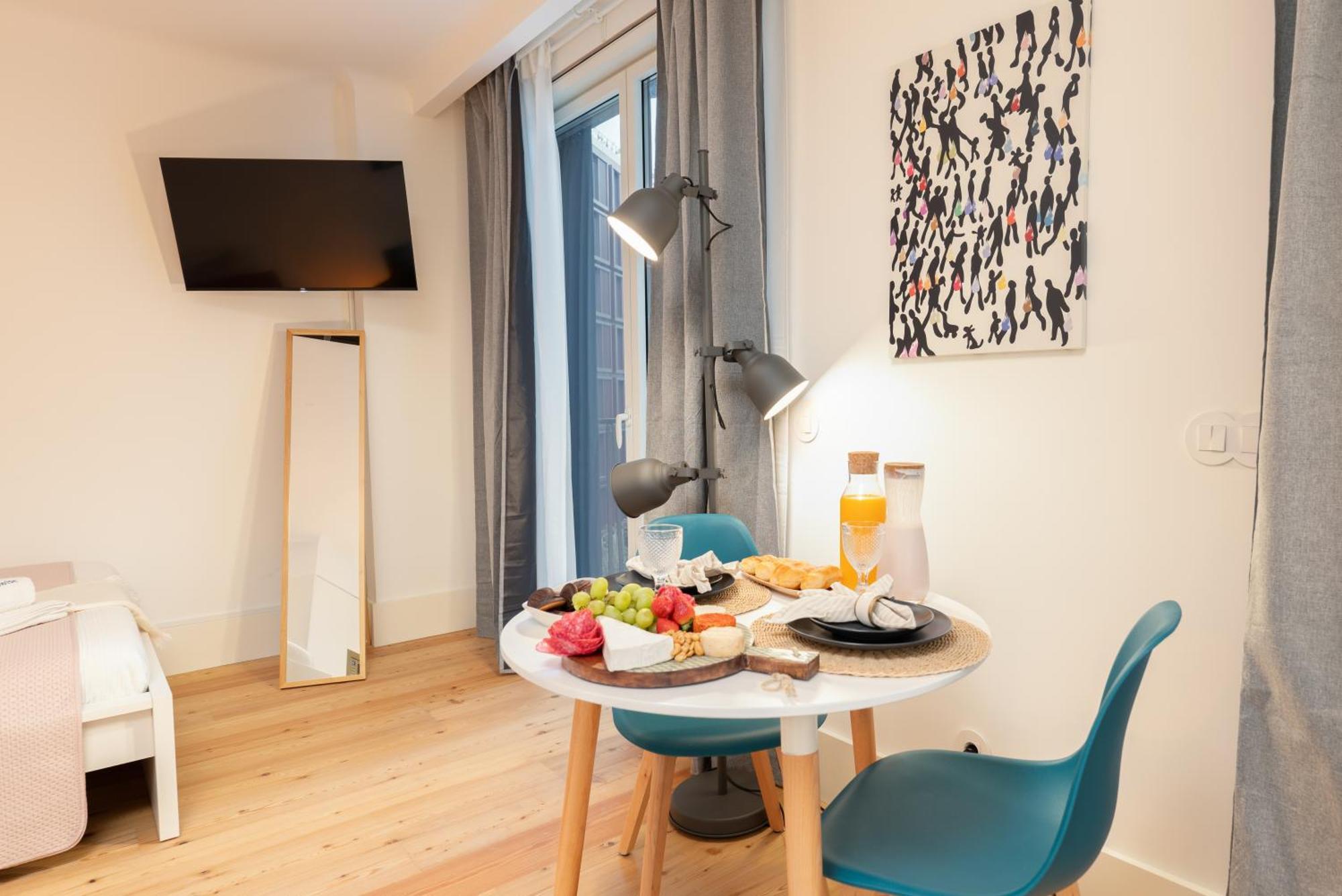 Urban Stylish With Balcony * Oporto