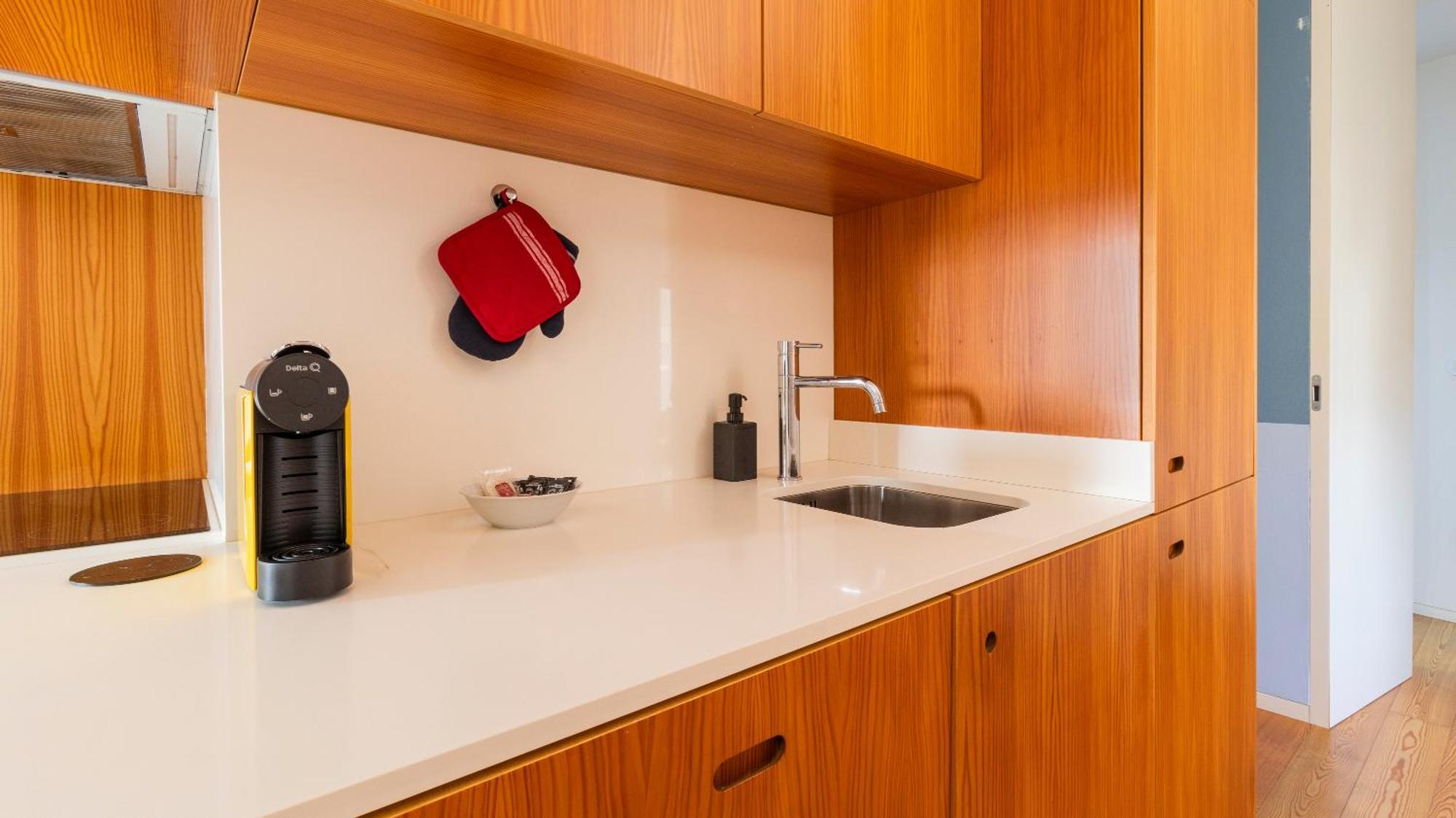 Bright In Miragaia By Lovelystay Apartamento Oporto