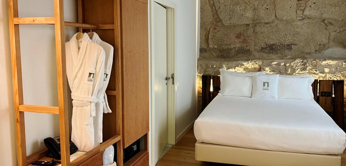 Porta Nobre Boutique By Aspasios Apartahotel 4*
