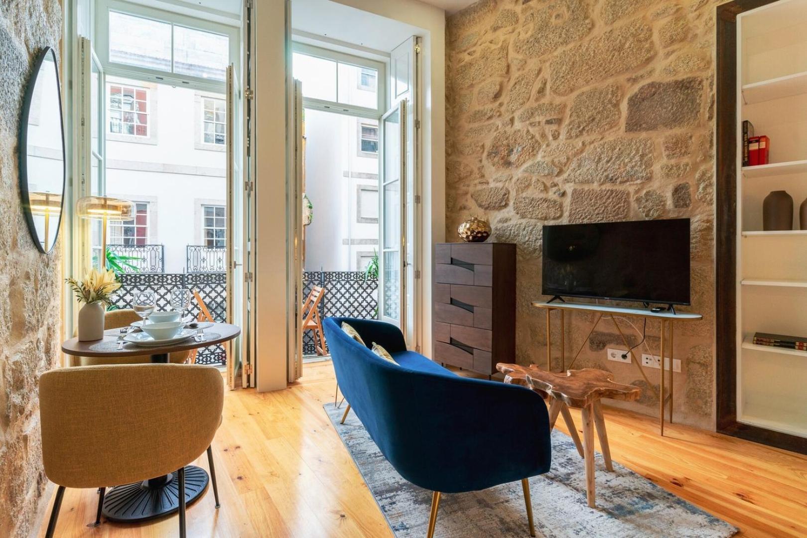 Stylish Loft With Balcony And Douro River View * Oporto