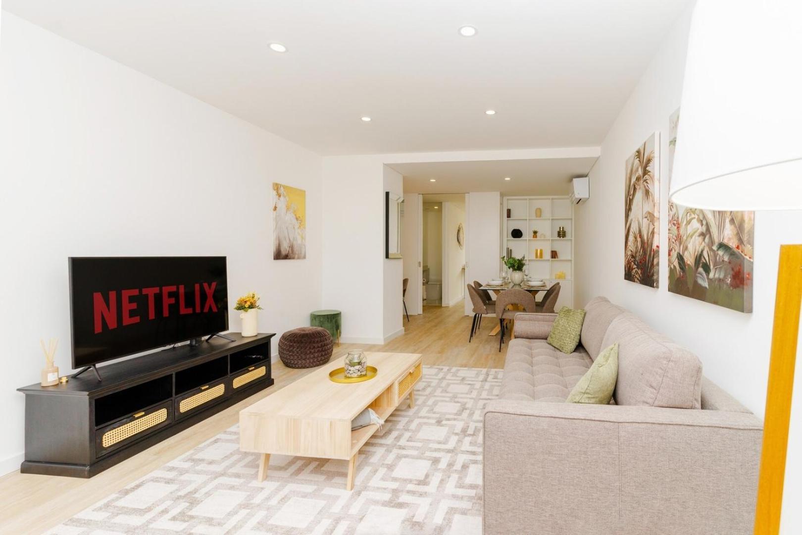 Apartment Spacious And Modern Flat With Ac 1 Min From Metro