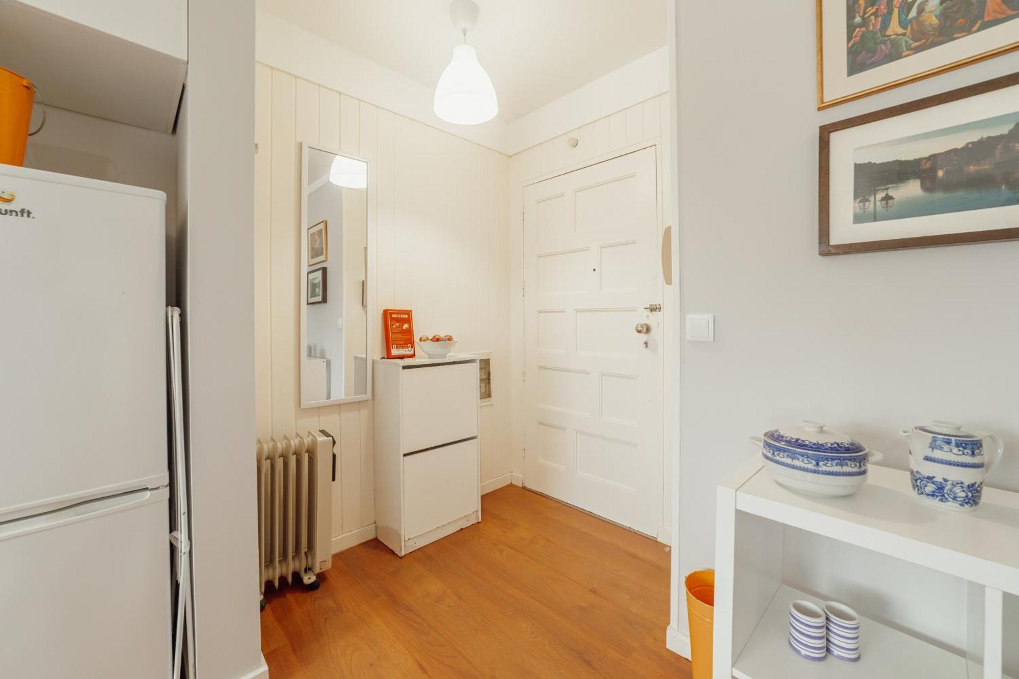 Apartment Espinho Seawalk And Seaview By Vacationy