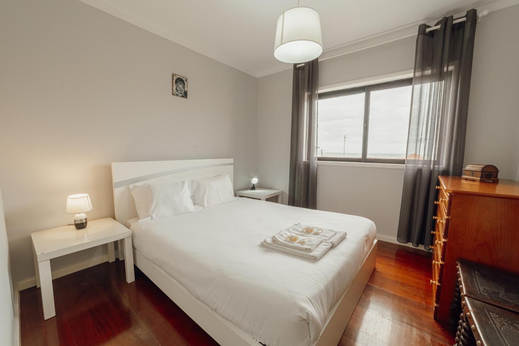 Apartment Espinho Seawalk And Seaview By Vacationy Porto