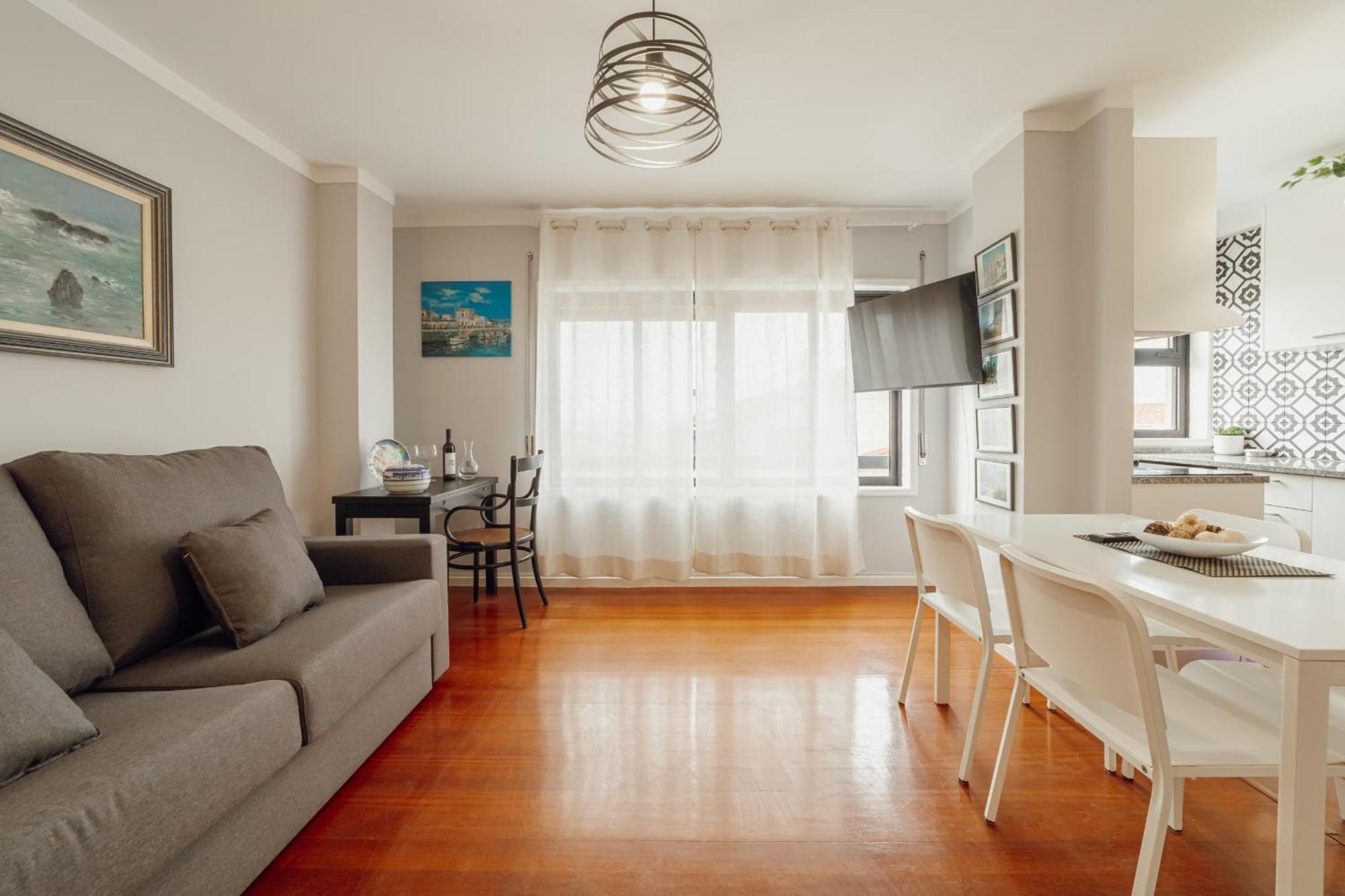 Espinho Seawalk And Seaview By Vacationy Apartment Porto