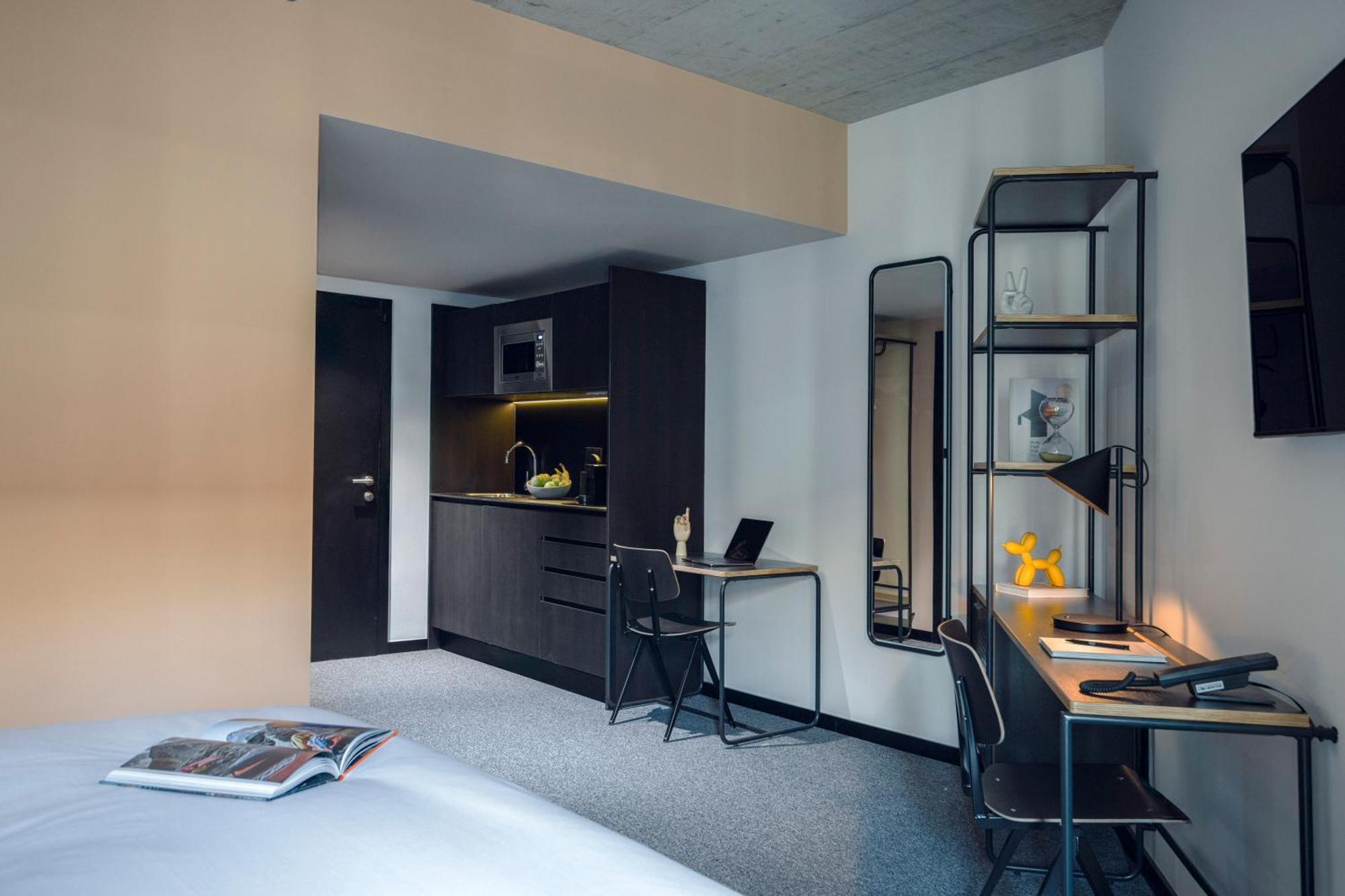 The Social Hub 4*