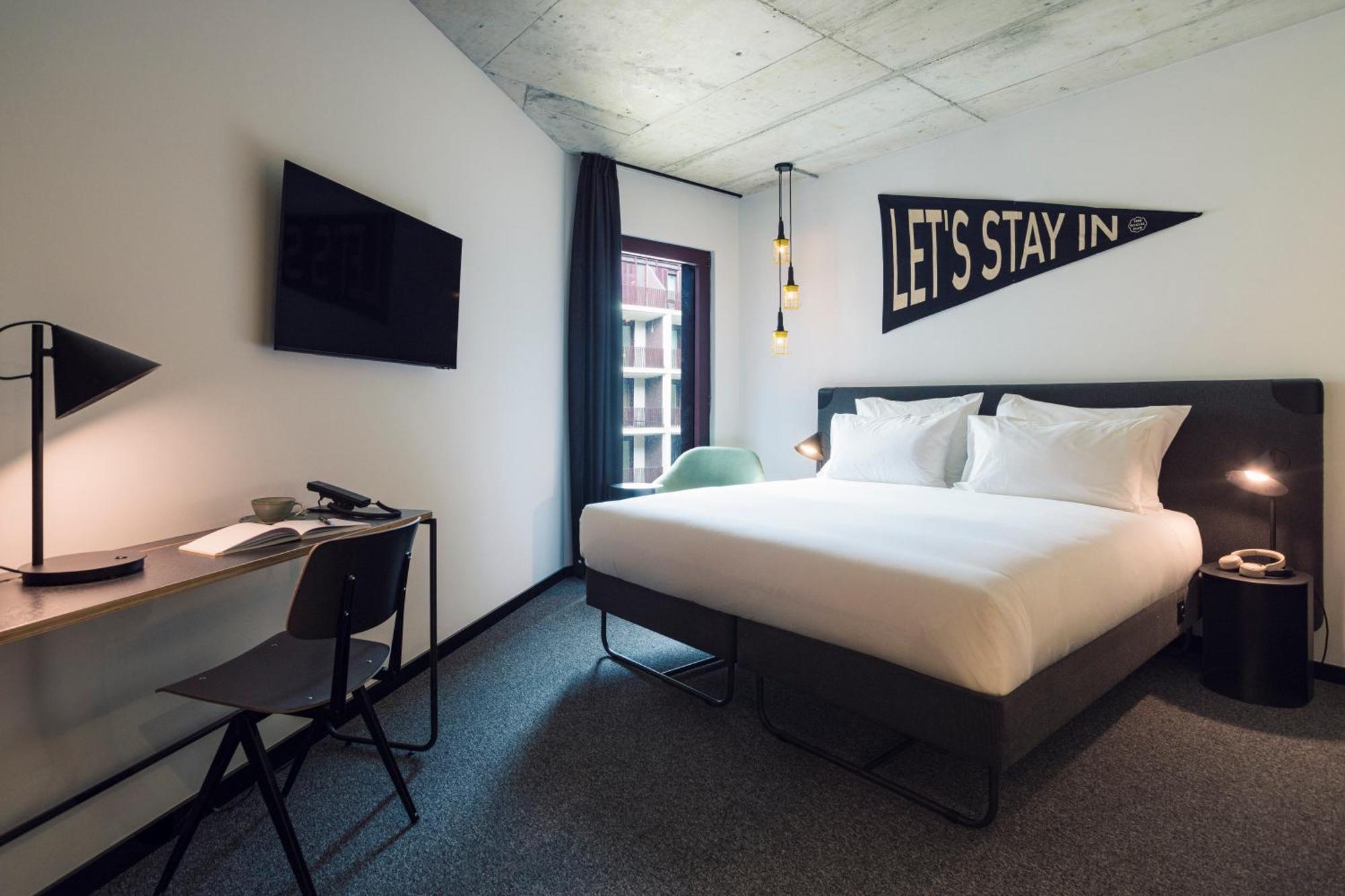The Social Hub 4*