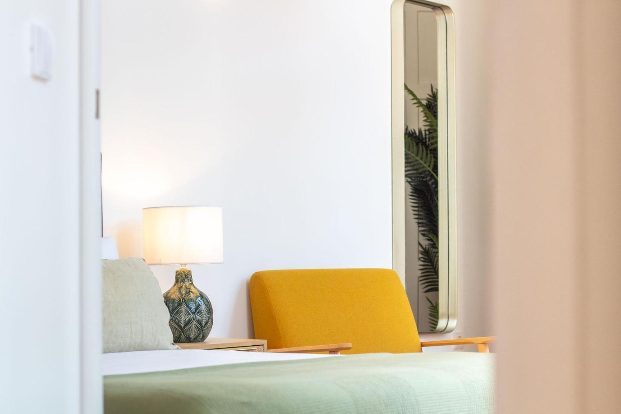 Apartment Bright Flat Few Steps To Aliados Av By Lovelystay *