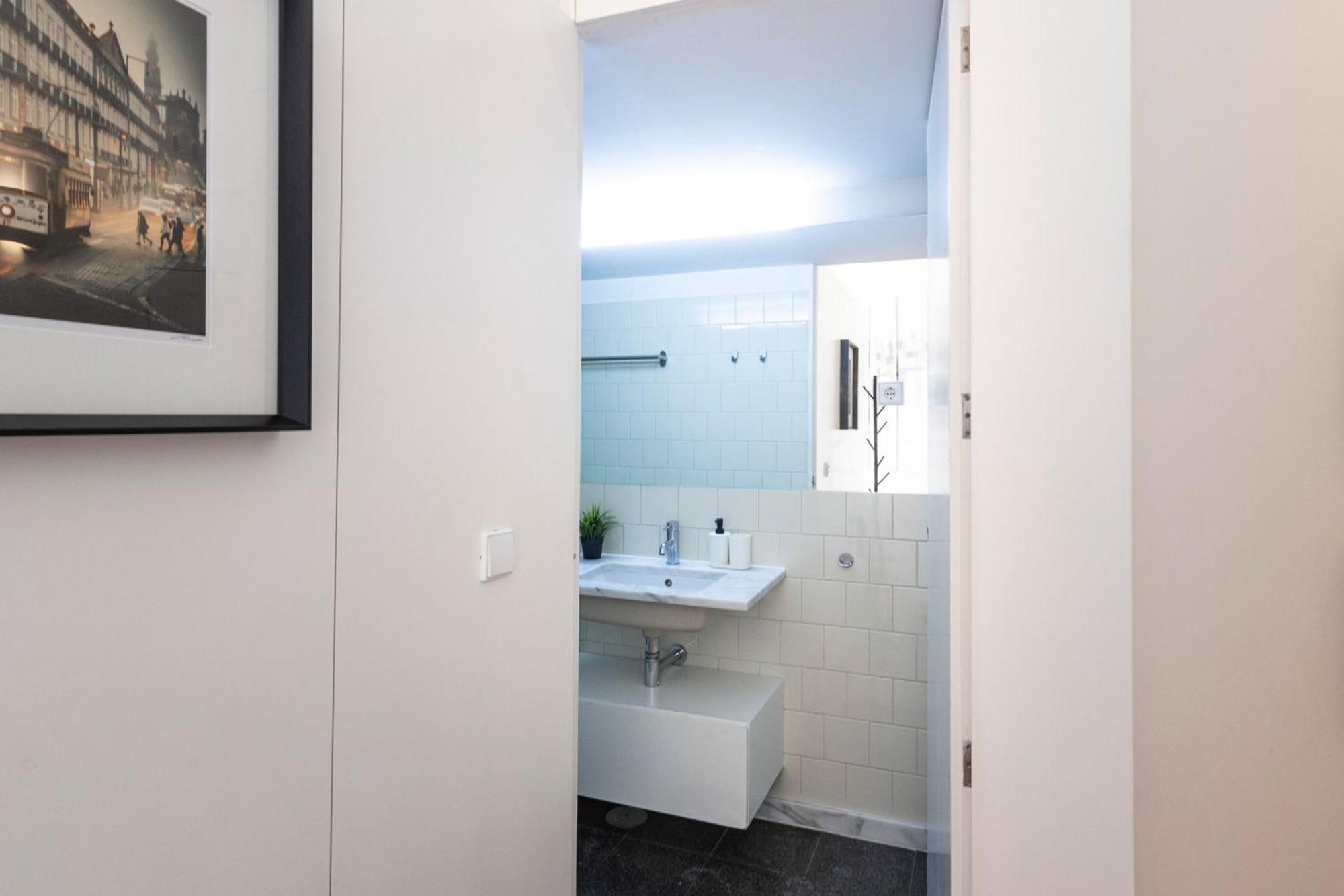 Apartment Bright Flat Few Steps To Aliados Av By Lovelystay Porto