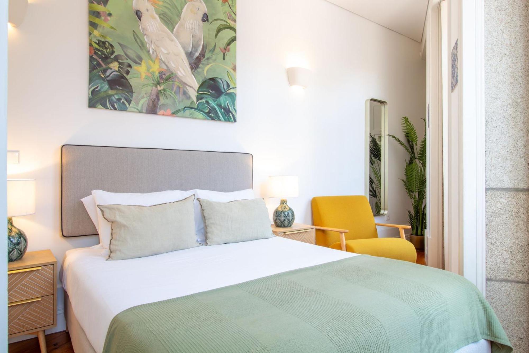 Bright Flat Few Steps To Aliados Av By Lovelystay Apartment