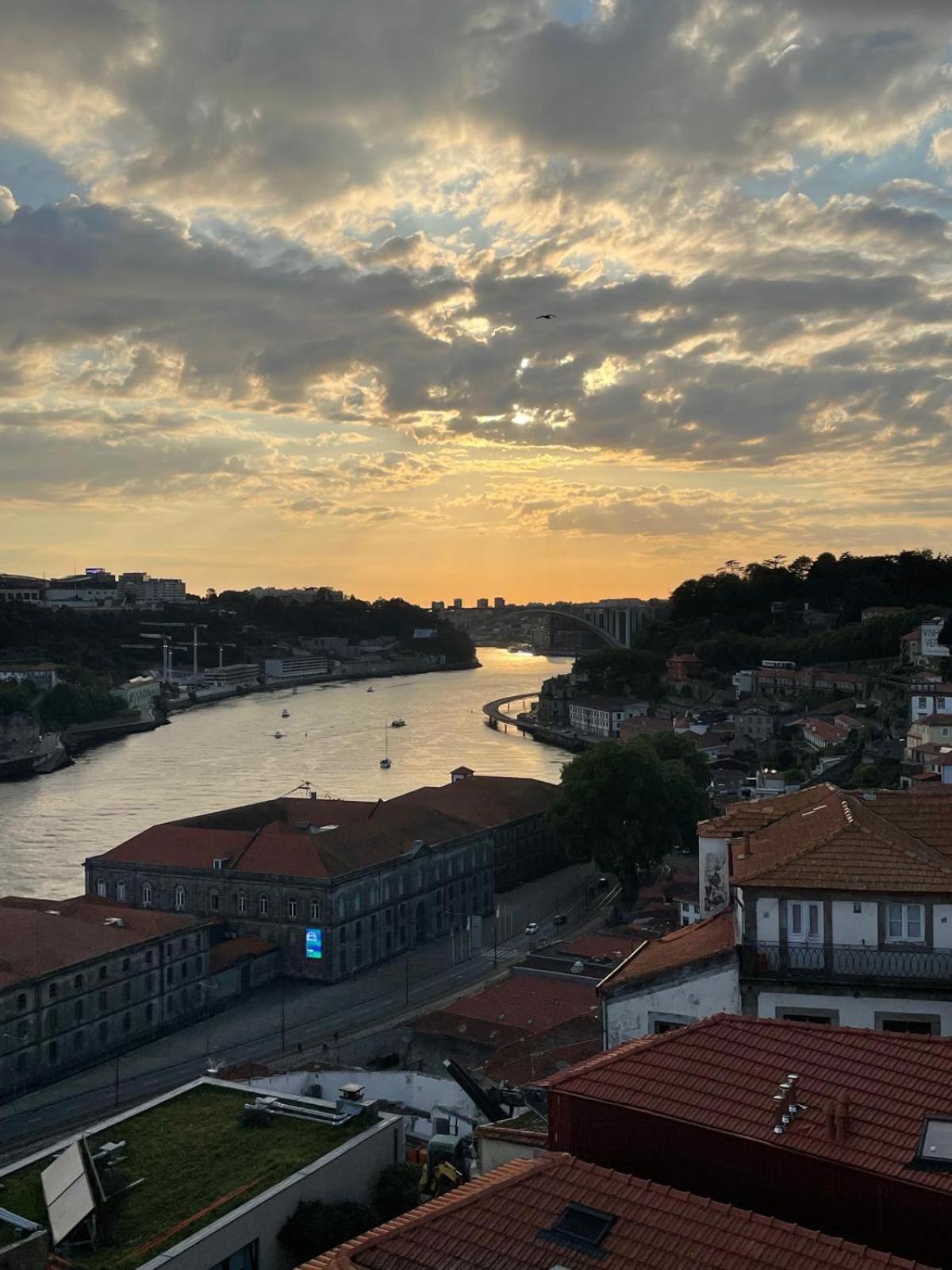 Zd Moreira Flats B By Portoproperties4you Oporto