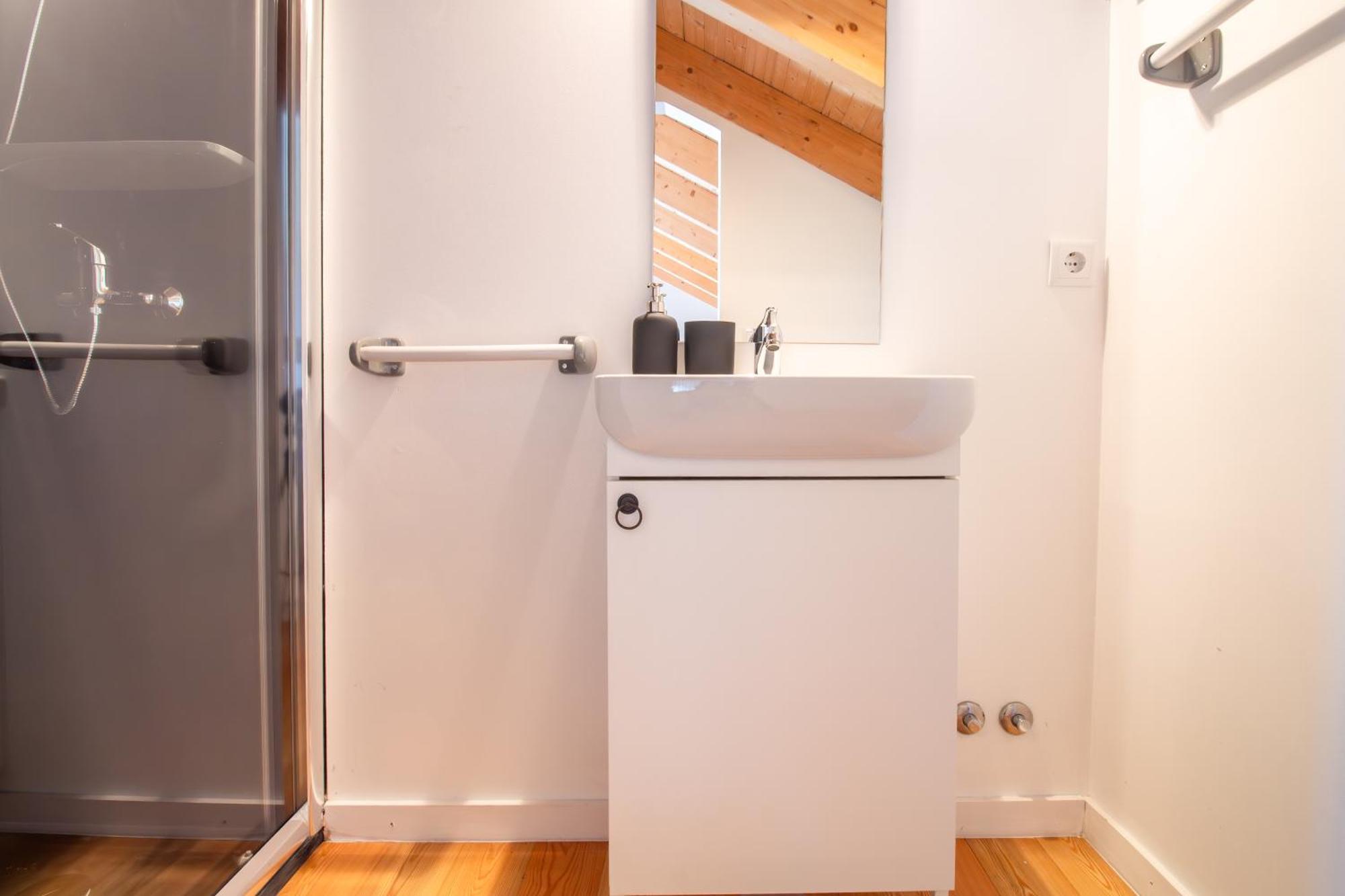 Stylish Duplex By Lovelystay Apartamento *