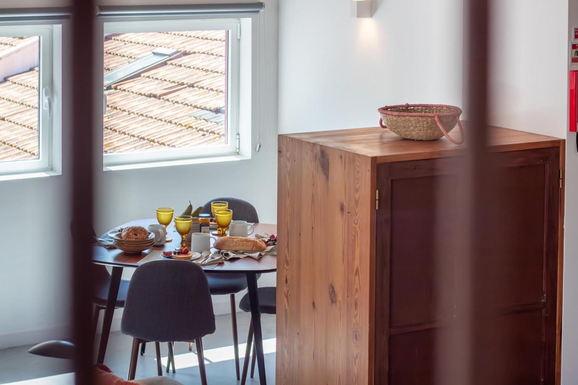 Stylish Duplex By Lovelystay