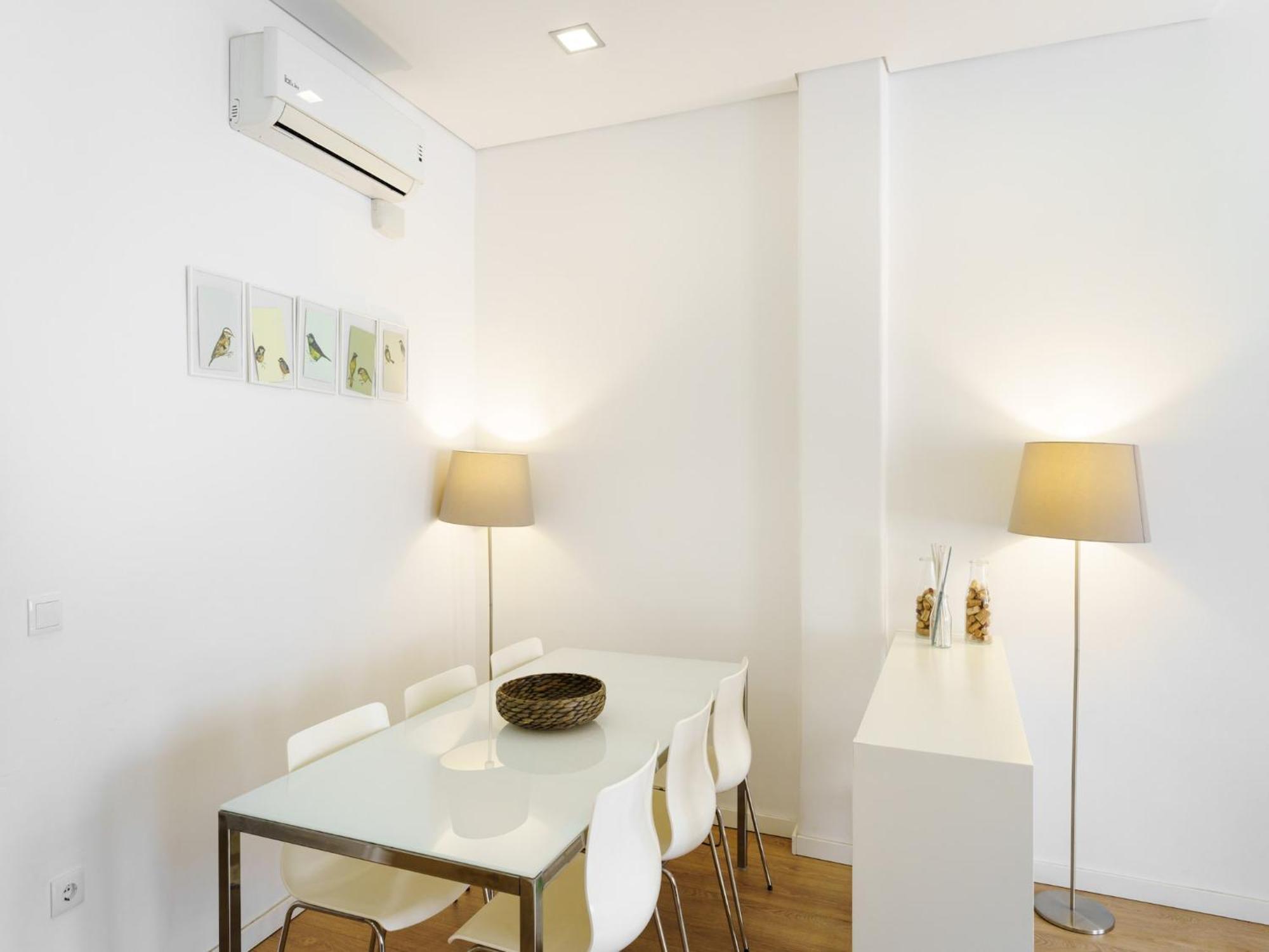 Romantic For 5 Guests, * Porto