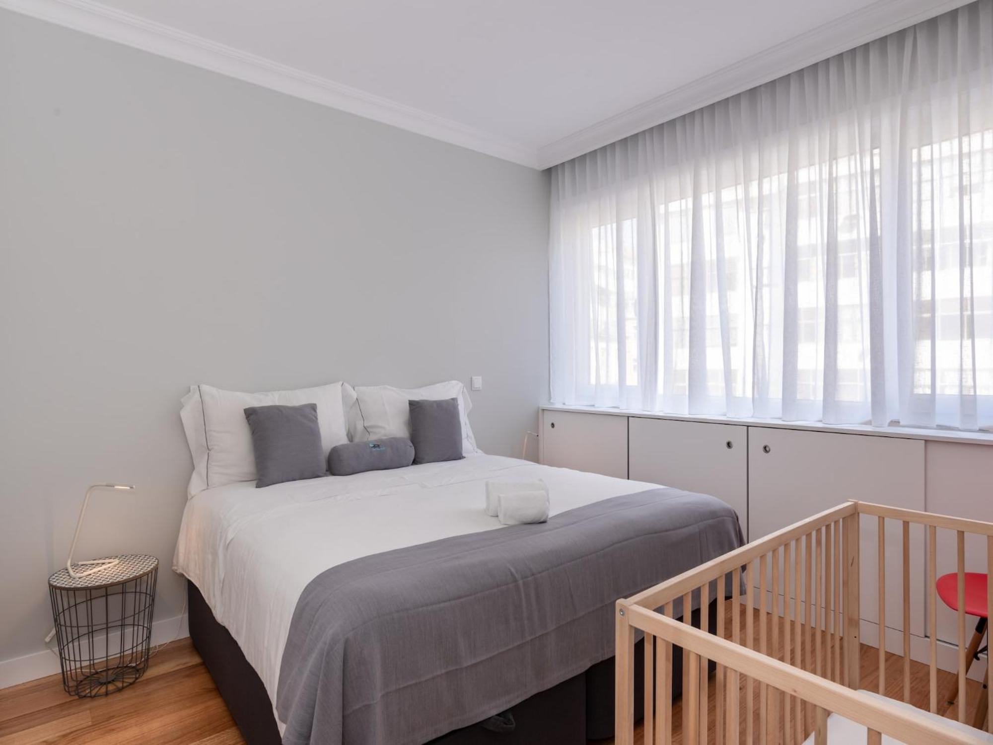Apartment Spacious For Families, Porto