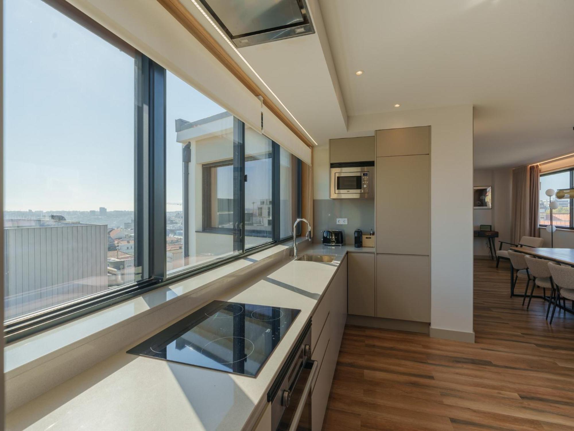 Stylish With Balcony Apartamento