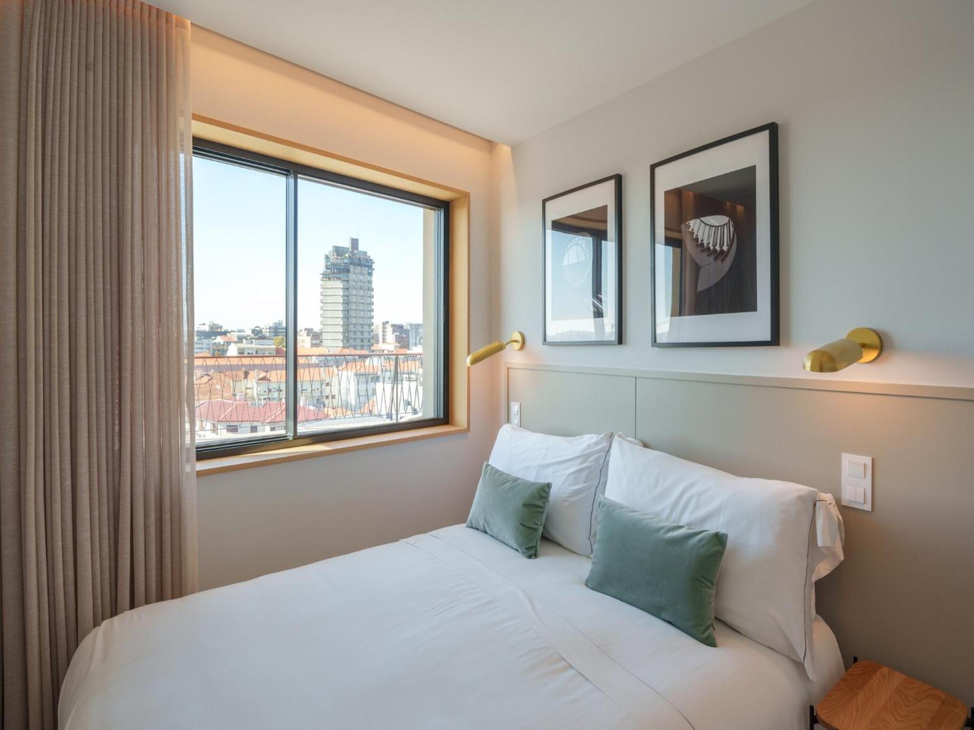 Stylish With Balcony * Porto
