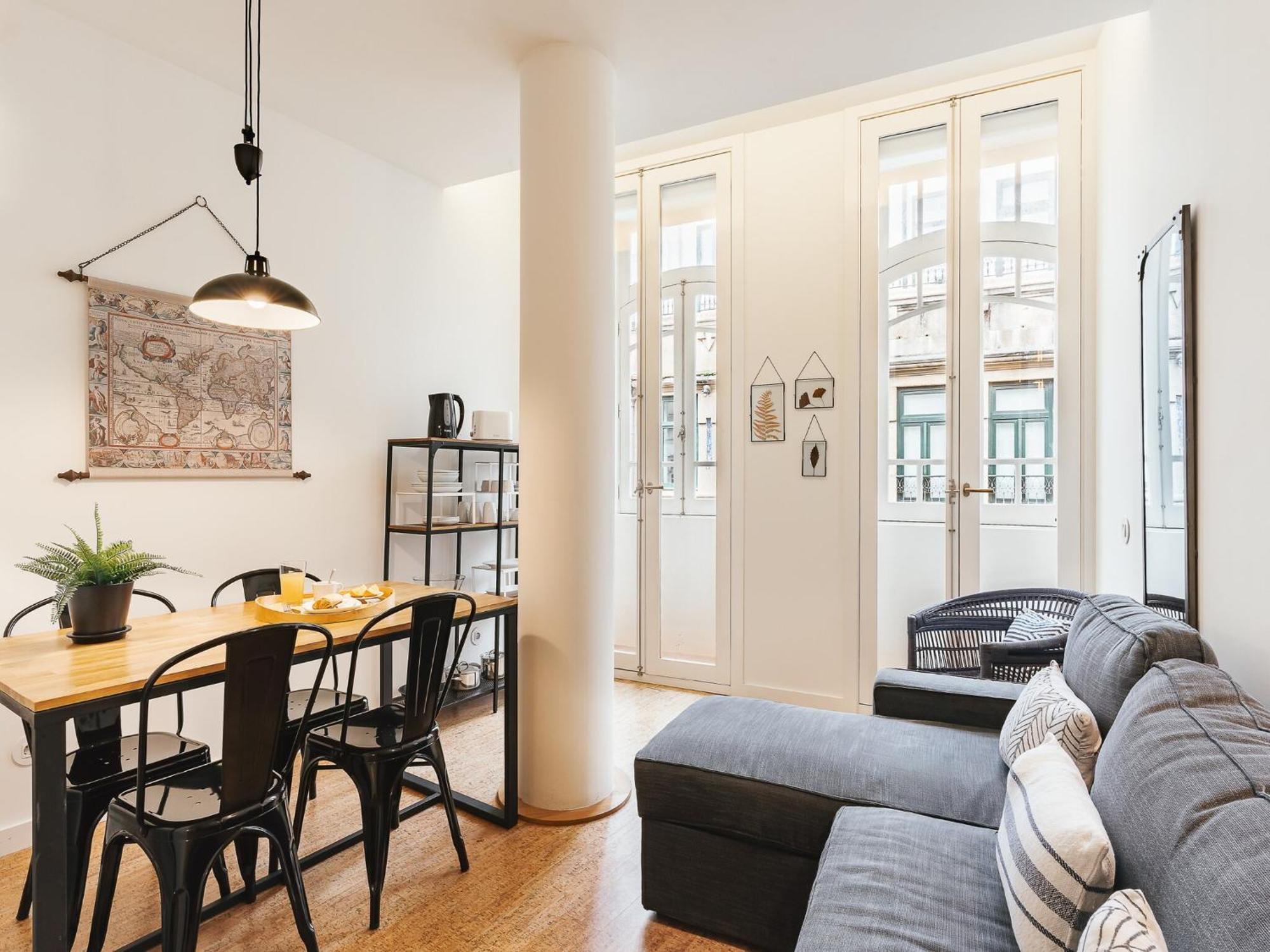 Elegant For 3 Guests In