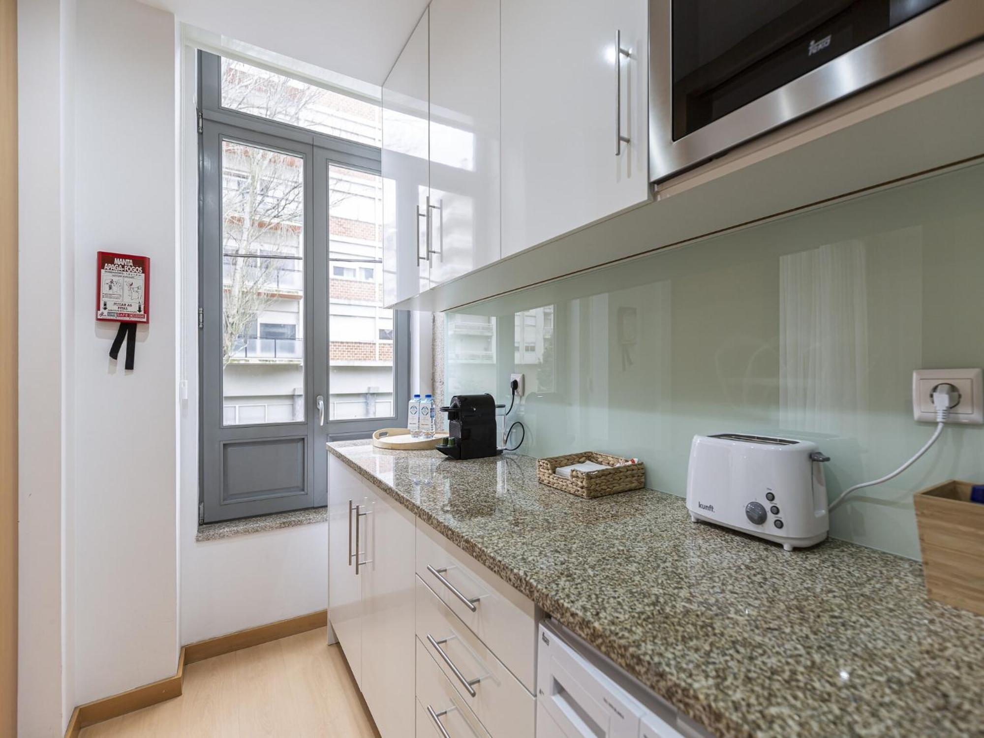 Near Combatentes Metro Station * Porto