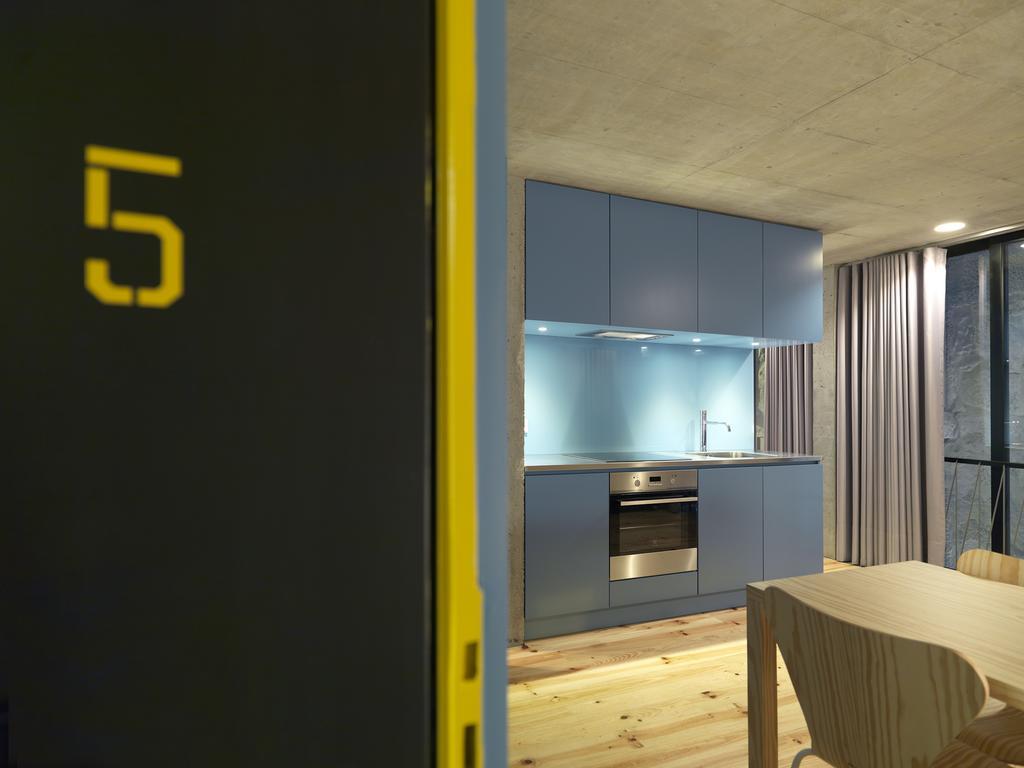 Apartamento Feels Like Breiner 310 Design Modern Flats Oporto